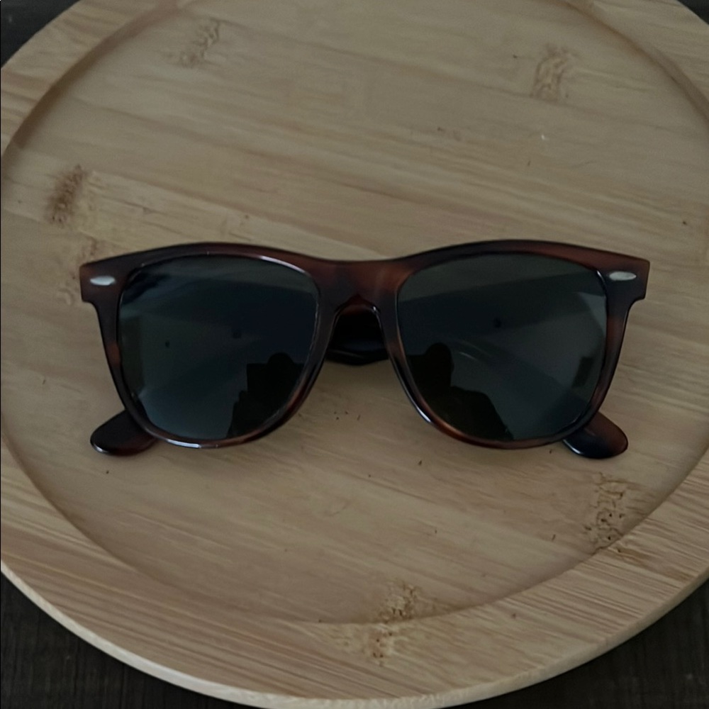 Ray-Ban Tortoise Shell Sunglasses